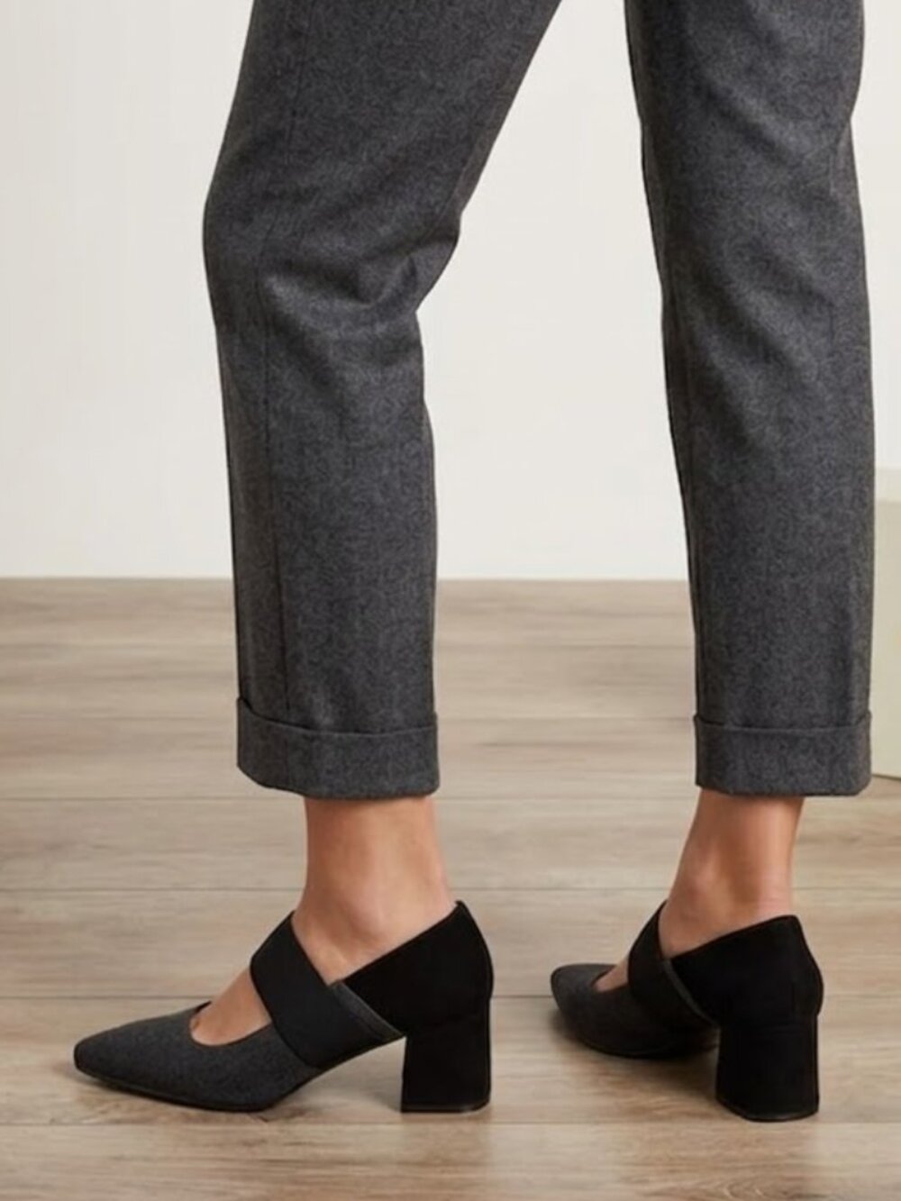 M. Gemi Ballare Grey & Black Mary Jane Heels Women’s Shoes Size 7.5